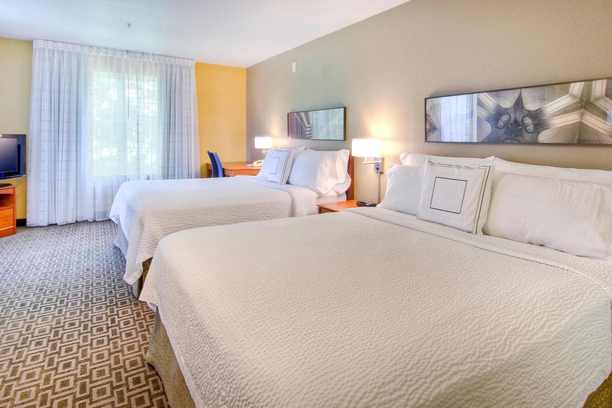 Towneplace Suites Raleigh Cary/Weston Parkway Экстерьер фото